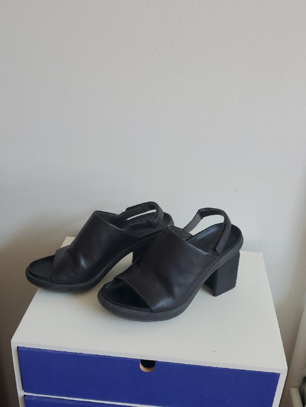 Black Camper Leather Open-Toe Block Heel Slingback Women’s Sandals - Picture 2 of 4